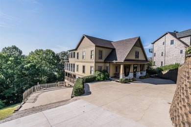 Lake Home For Sale in Austin, Kentucky