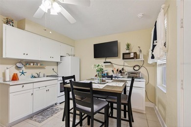 Fully furnished turn key condo! Unique complex on the Gulf! - photo 3