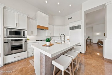 PRIVATE LAKEFRONT LIVING in the highly sought-after SCOTTSDALE - photo 4