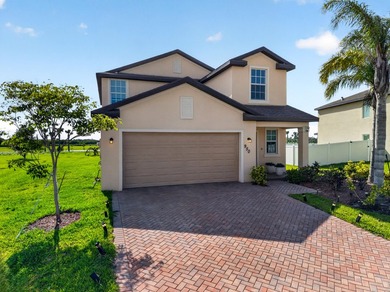 Built in 2024 this pristine Mediterranean-style floor plan - photo 4