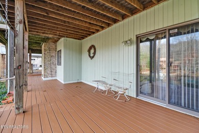SELLER SAYS BRING AN OFFER! LAKE FRONT LIVING ON BEAUTIFUL - photo 33