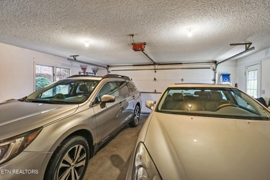 SELLER SAYS BRING AN OFFER! LAKE FRONT LIVING ON BEAUTIFUL - photo 37