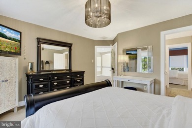 Move into your dream home before the hustle and bustle of the - photo 37