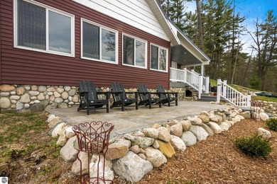 Welcome to a Northern Michigan gem. This charming cottage - photo 8