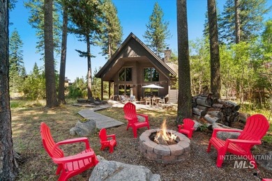 Luxury mountain living on the McCall Golf Course. Built by - photo 40