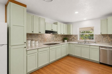 Don't miss this charming 2,325 sq. ft. CBS pool home in Orange - photo 8