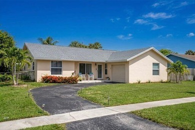 Welcome to this charming 3-bedroom, 2-bath single-family home in - photo 2