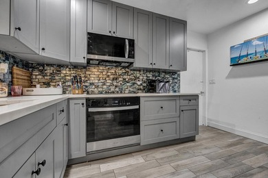 Welcome to this charming 3-bedroom, 2-bath single-family home in - photo 5