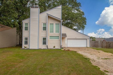 Indianhead Lake  Home For Sale in Sherwood Arkansas