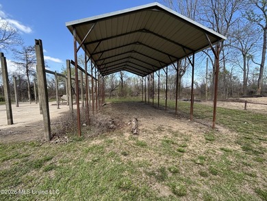 Build-ready waterfront lot offering approximately 0.3 acres on - photo 2