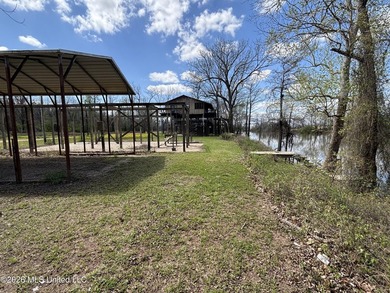 Build-ready waterfront lot offering approximately 0.3 acres on - photo 4