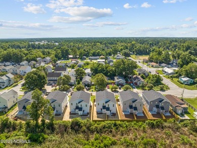 Rare opportunity! 8 Duplexes in downtown Wilmington next to a - photo 9