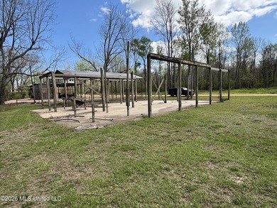 Build-ready waterfront lot offering approximately 0.3 acres on - photo 9