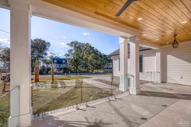 Crafted for beauty, efficiency, and sustainability - 3202 Bay St - photo 12