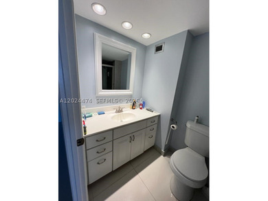 Corner apartment with 3 bedrooms and 2.5 bathrooms, very - photo 16