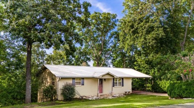 Hiwassee River Home For Sale in Benton Tennessee