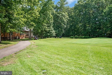 Tucked in the cul-de-sac & sitting on a wooded lot give this - photo 45