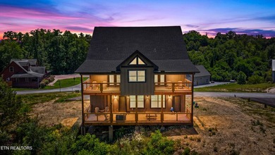 ****WOW WOW WOW*** Sold turnkey and fully furnished, this - photo 1