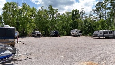 Additional listing photo 1