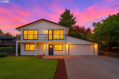 Columbia River - Clark County Home For Sale in Vancouver Washington