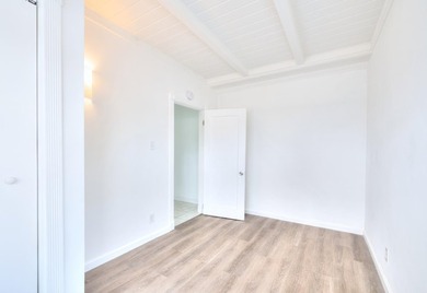 Triplex property located at 6029 MacArthur Blvd in Oakland - photo 7