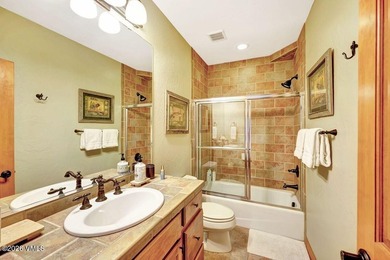 Welcome to the premier ski / golf community lifestyle in the - photo 35