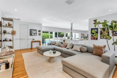 Completely renovated in 2019, this beautifully landscaped full - photo 2