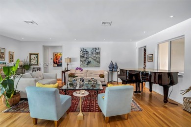 Completely renovated in 2019, this beautifully landscaped full - photo 3
