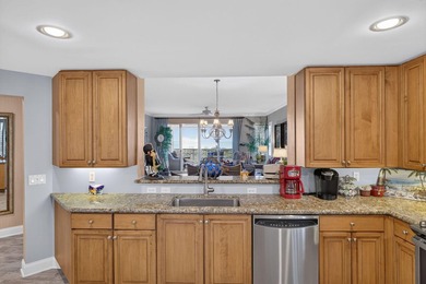 OCEAN VIEWS! Beautiful 3-bedroom 2.5 bath & 1 garage space for - photo 8