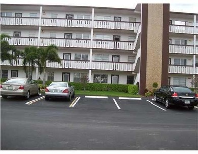 Love and Affection needed. 2nd Floor 55 Plus Community in Boca - photo 1