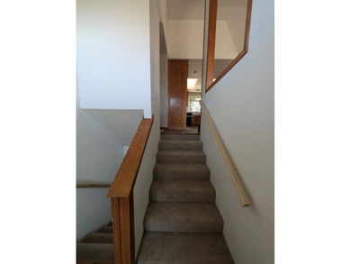 Welcome to your private retreat in the gated community of Auburn - photo 4