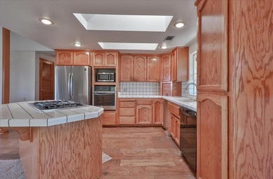 Welcome to your private retreat in the gated community of Auburn - photo 6