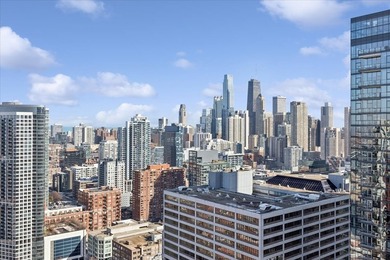 Enjoy sweeping Chicago River and skyline views from this - photo 11