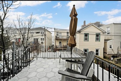 Welcome to the ultimate beach lifestyle! Positioned in the heart - photo 14