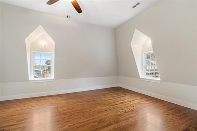 LOCATION, LOCATION, LOCATION. Move Right in to this Fully - photo 15