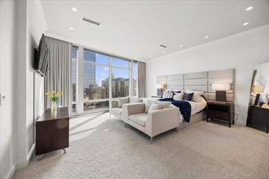 Enjoy sweeping Chicago River and skyline views from this - photo 16