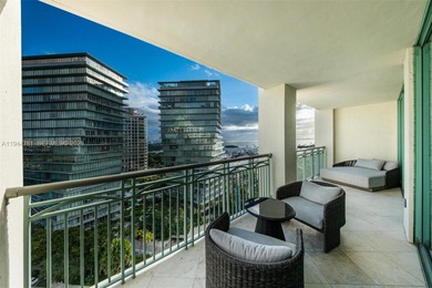 Impeccable high-floor corner residence at the luxurious