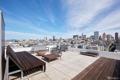 Situated on the 11th floor, this luminous two-bedroom, two-bath - photo 22