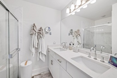 This stunning Fontana townhome offers a bright, open concept - photo 13