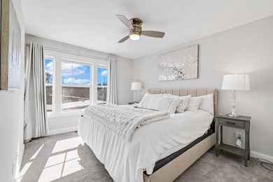 This stunning Fontana townhome offers a bright, open concept - photo 14
