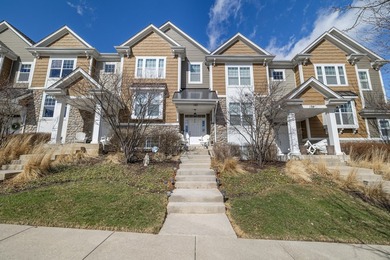 This stunning Fontana townhome offers a bright, open concept - photo 20