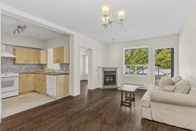 Beautifully updated and exceptionally well located, this - photo 2