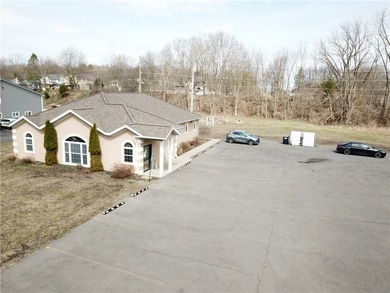 Prime Commercial Opportunity: Versatile 2,412 SF professional - photo 34