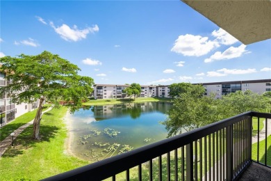 Lake Condo For Sale in Tamarac, Florida