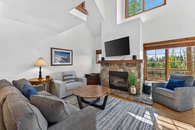 Welcome to 14 Golden Bench Court, where mountain elegance meets - photo 4