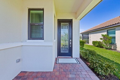 Welcome to 55+ Esplanade at Tradition! This beautifully upgraded - photo 5