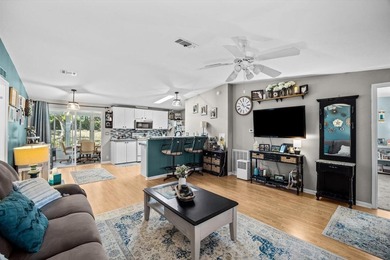WOW! HUGE PRICE REDUCTION!! Tucked away in a corner on a - photo 11