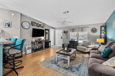 WOW! HUGE PRICE REDUCTION!! Tucked away in a corner on a - photo 12