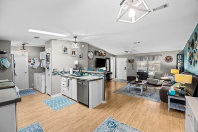 WOW! HUGE PRICE REDUCTION!! Tucked away in a corner on a - photo 14