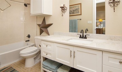 Welcome to THE BUNGALOW. Unfurnished, Ranch style one story home - photo 22